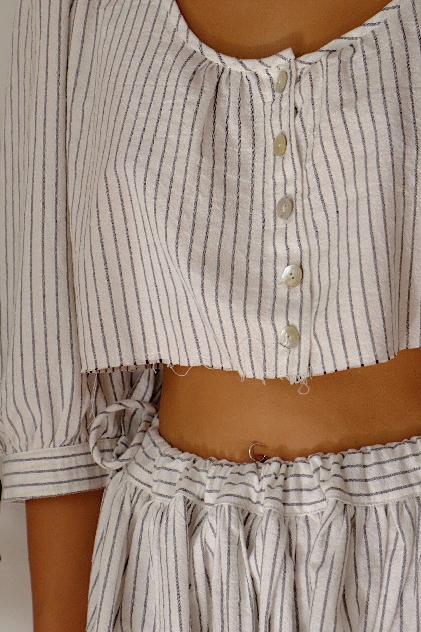 cotton stripe puff sleeve crop top with shell buttons